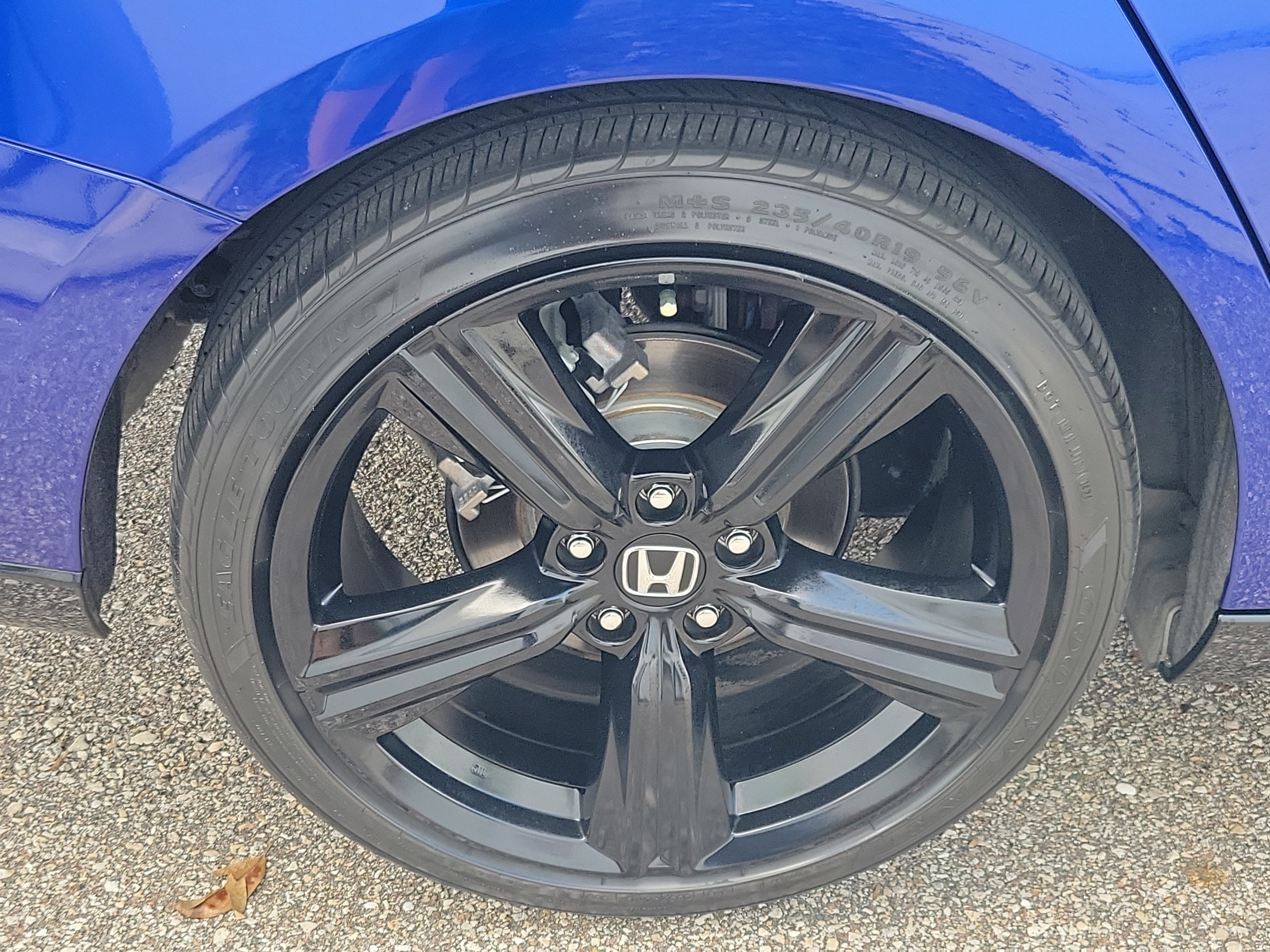 Used 2024 Honda Accord Sport image 11
