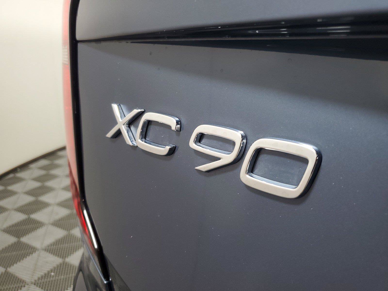 Certified 2026 Volvo XC90 B6 Plus w/ Protection Package Premier AWD/4WD image 8