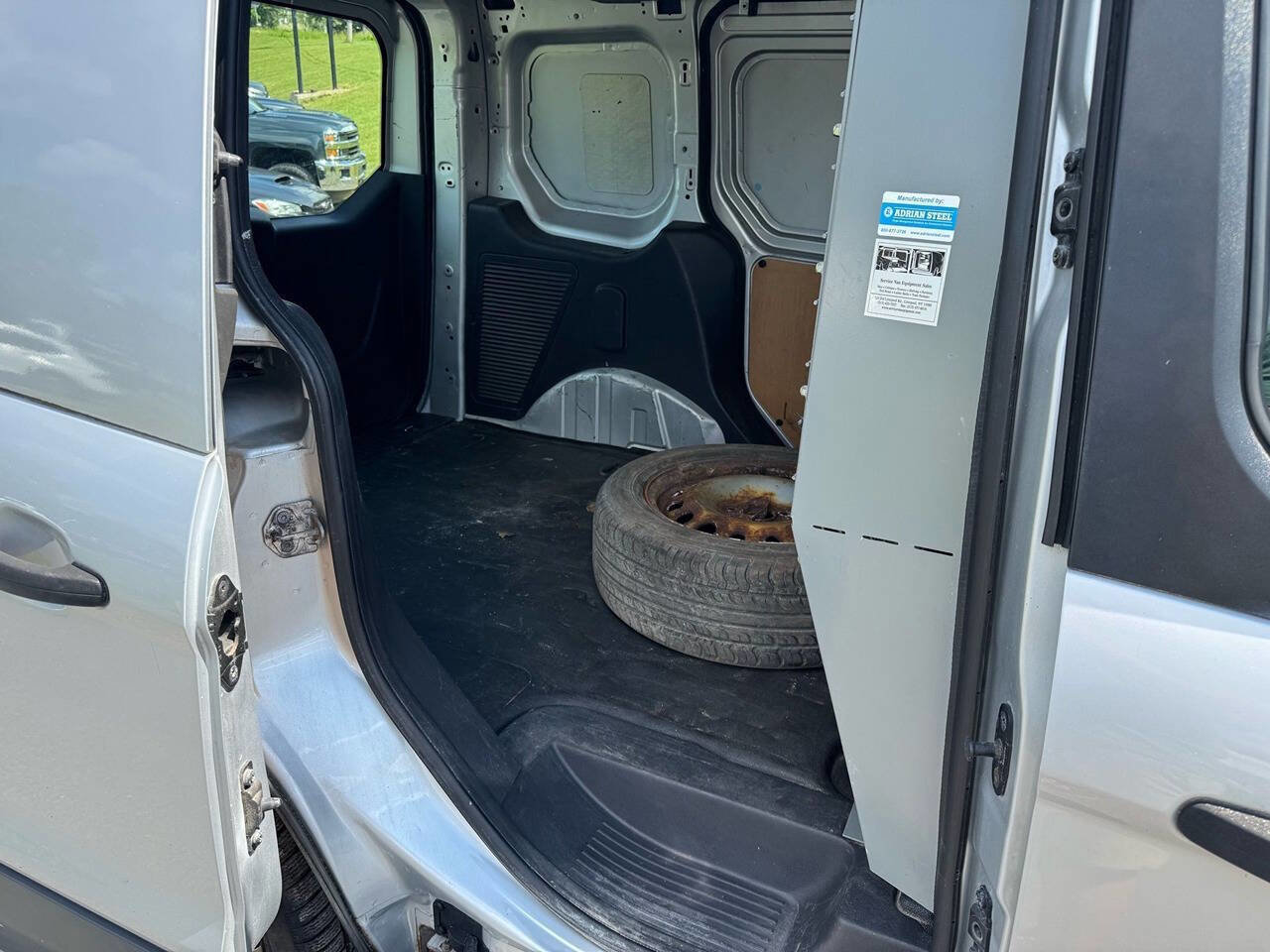 Used 2014 Ford Transit Connect XL image 9