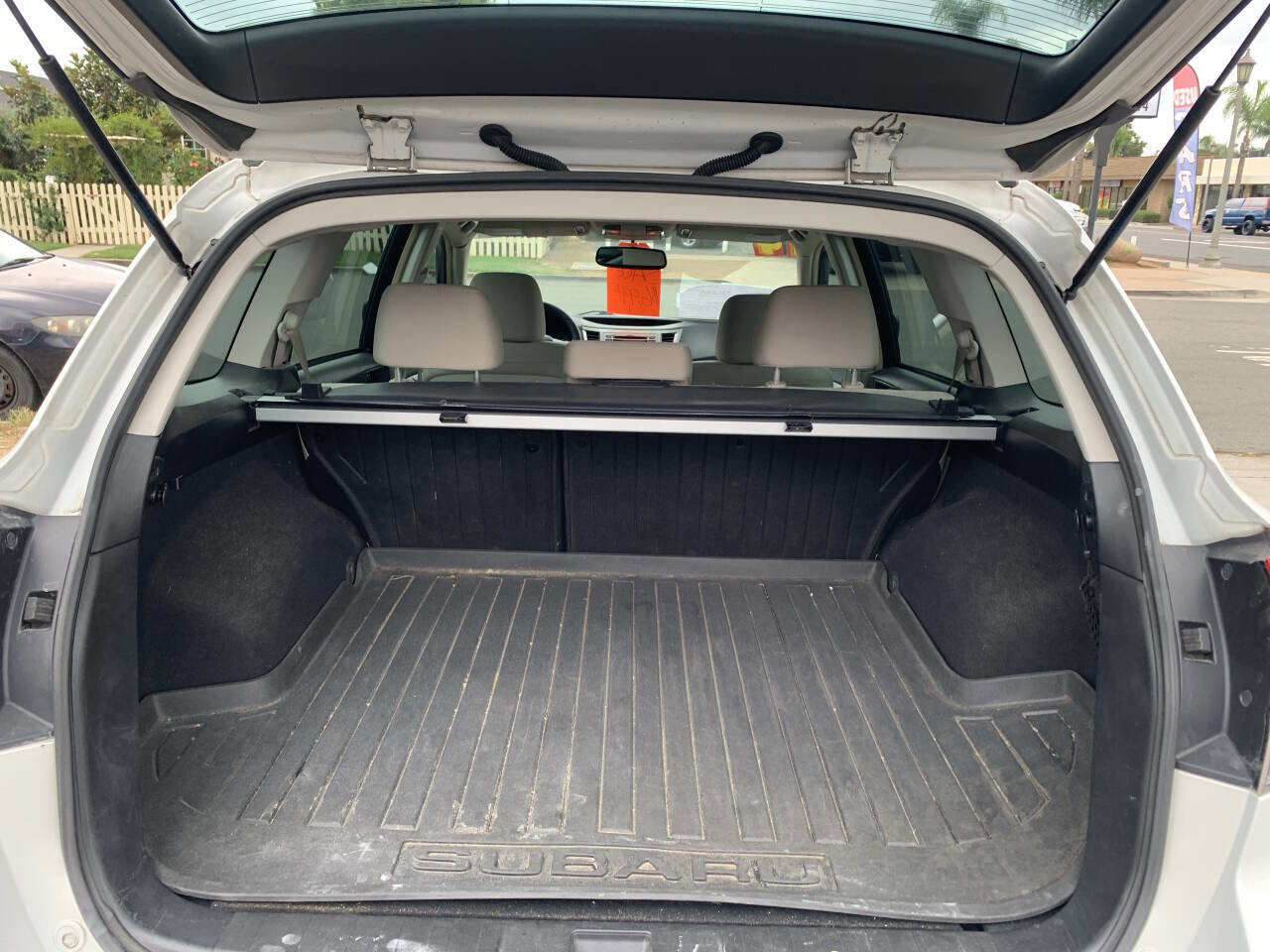 Used 2014 Subaru Outback 2.5i image 14