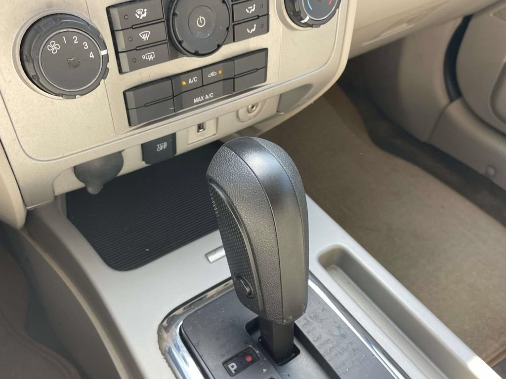 Used 2012 Ford Escape XLT FWD image 30