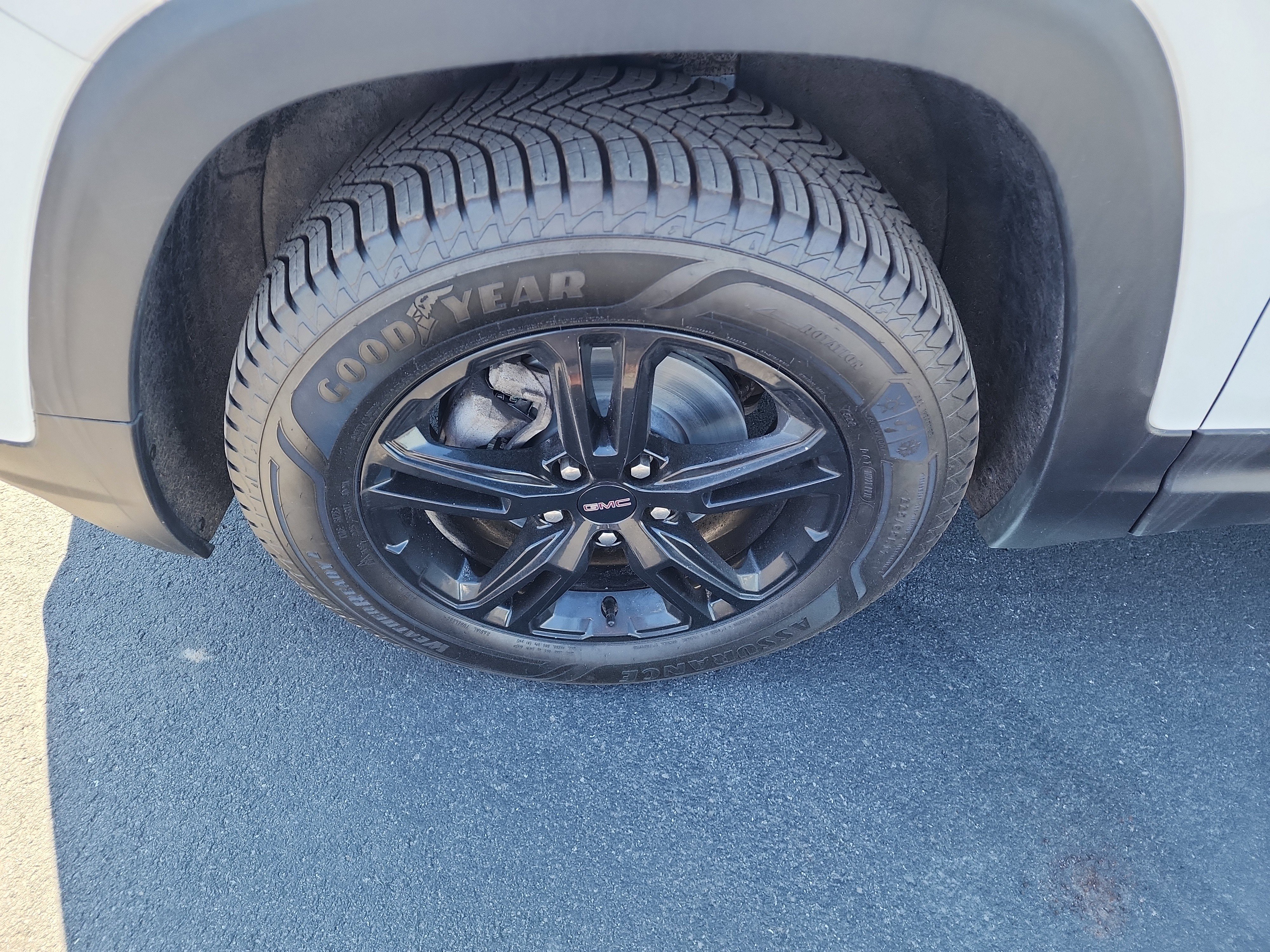 Certified 2023 GMC Terrain AT4 AWD/4WD image 40