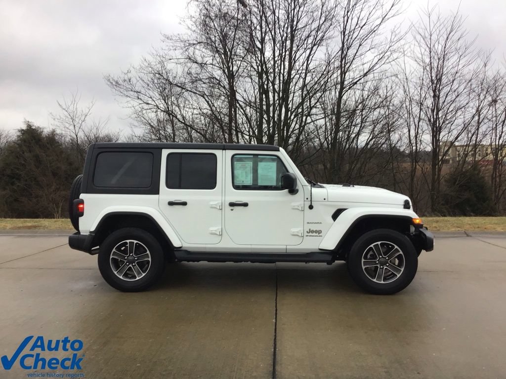 Used 2023 Jeep Wrangler Unlimited Sahara w/ Cold Weather Group AWD/4WD image 2