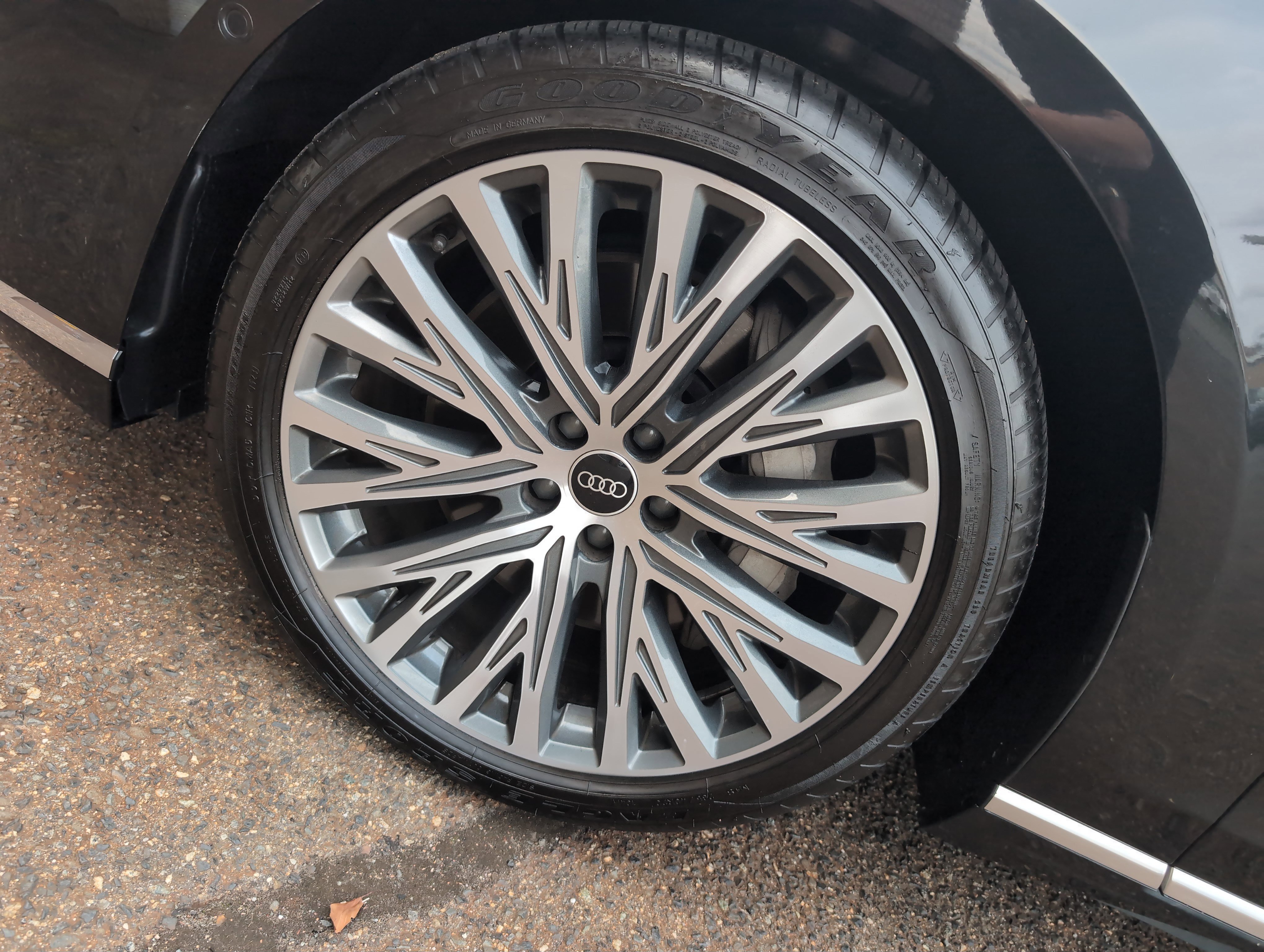 Used 2021 Audi A8 L 3.0T image 12