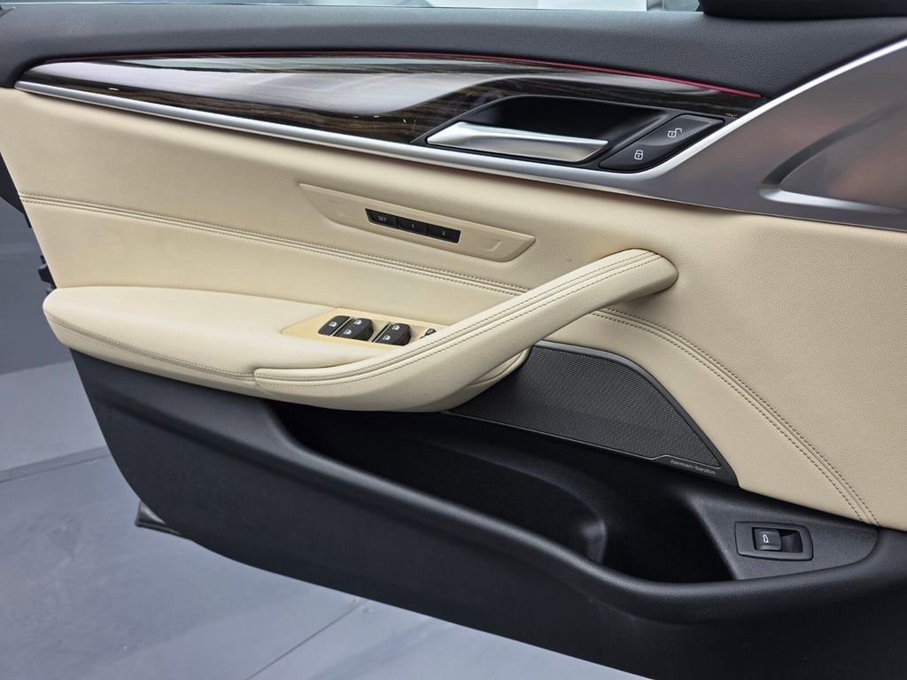 Certified 2023 BMW 540i 540i w/ Premium Package image 27