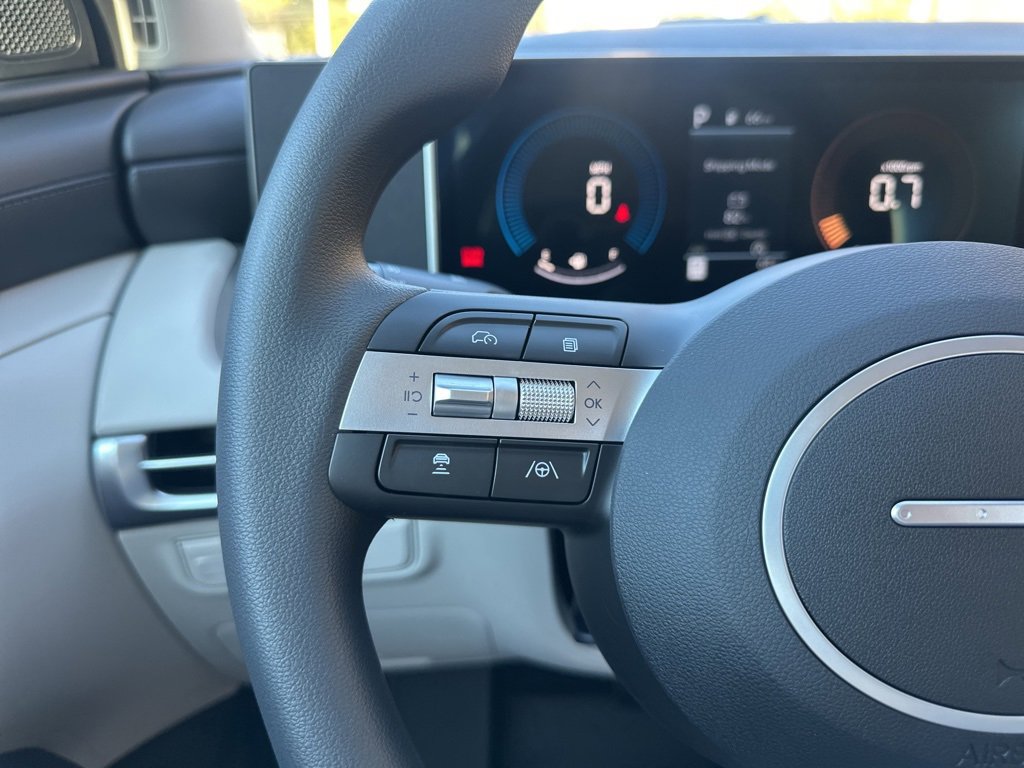 New 2026 Hyundai Tucson SE image 17