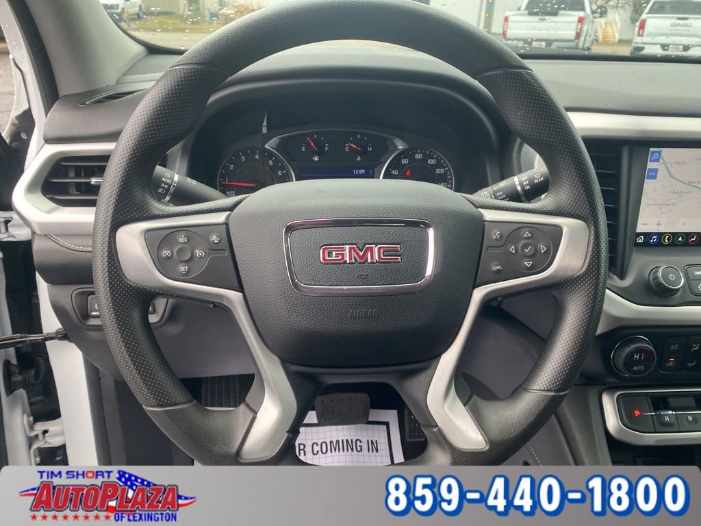 Used 2023 GMC Acadia SLE w/ Driver Convenience Package image 15