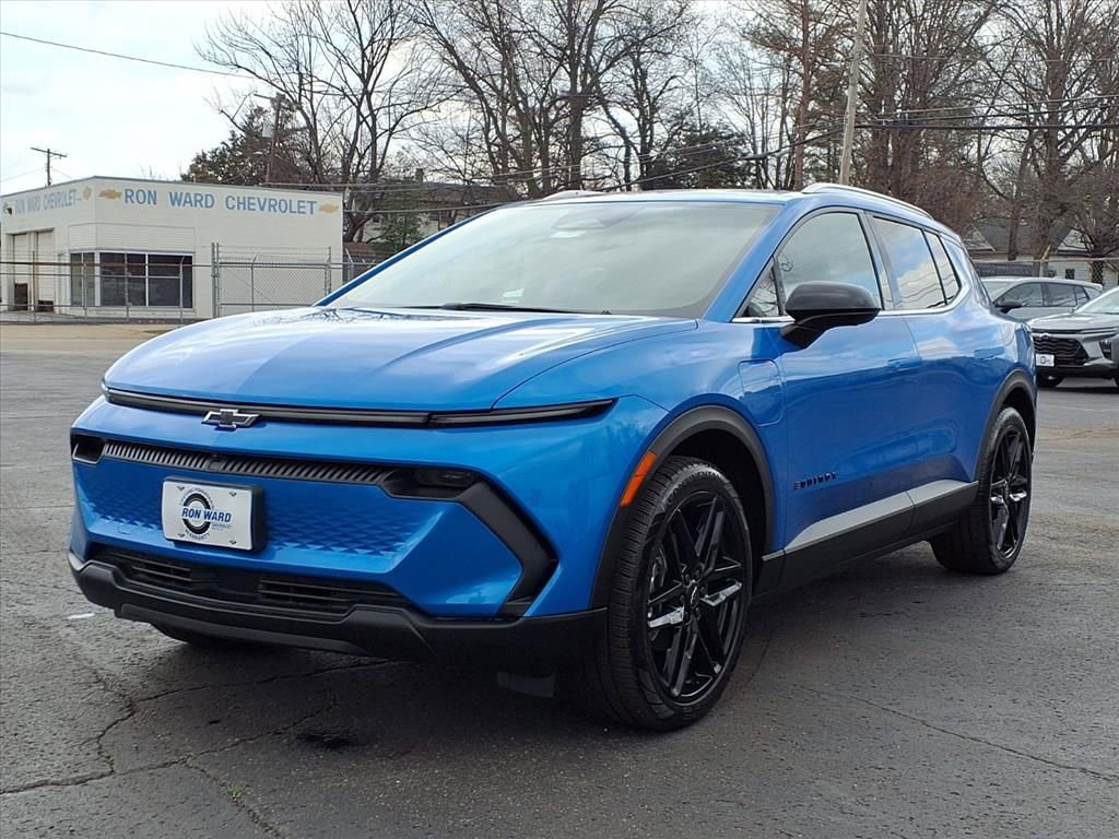 New 2026 Chevrolet Equinox EV LT w/ LPO, Blackout Package image 5