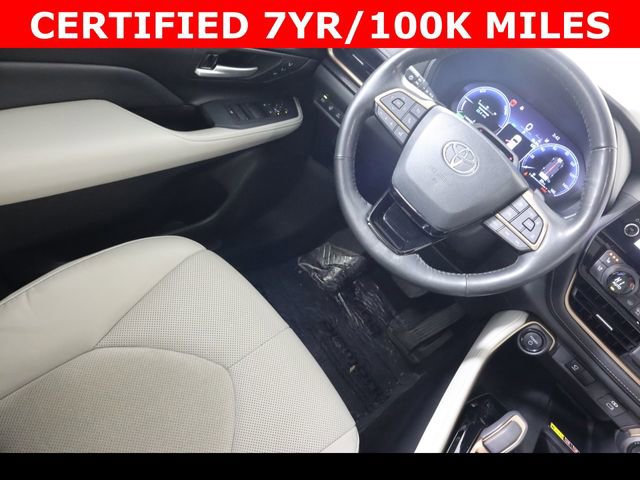 Used 2024 Toyota Grand Highlander Hybrid MAX Platinum image 16