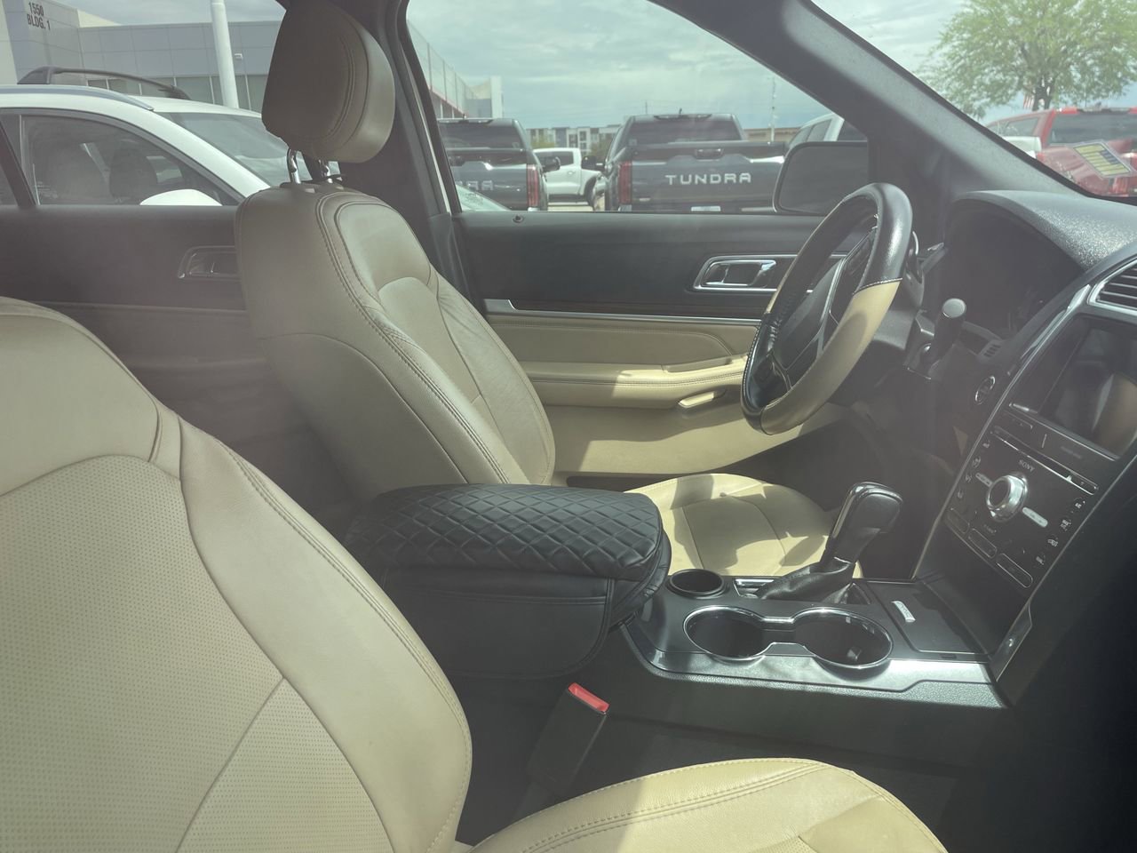 Used 2017 Ford Explorer Limited w/ Equipment Group 301A image 13