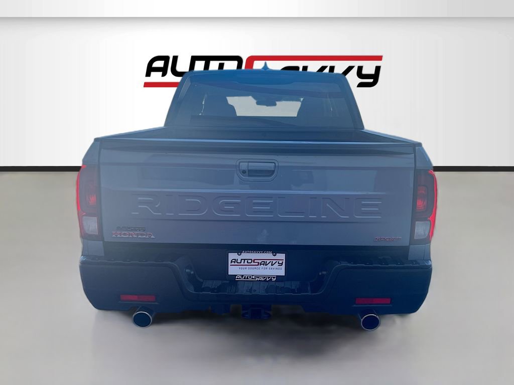 Used 2025 Honda Ridgeline Sport image 6