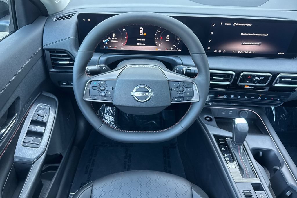 New 2026 Nissan Sentra SR w/ SR Premium Package FWD image 11