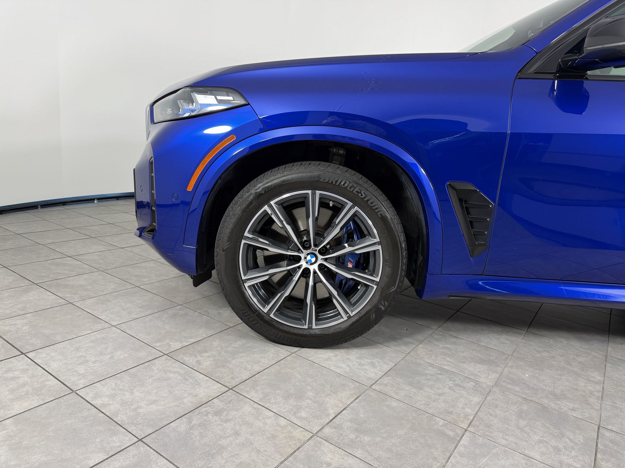 Certified 2025 BMW X5 M60i w/ Climate Comfort Package AWD/4WD image 26