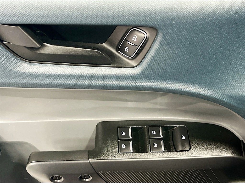 Used 2022 Ford Maverick XL image 17