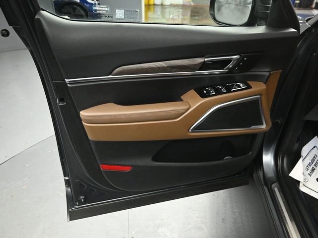 Used 2022 Kia Telluride SX w/ SX Prestige Package image 22
