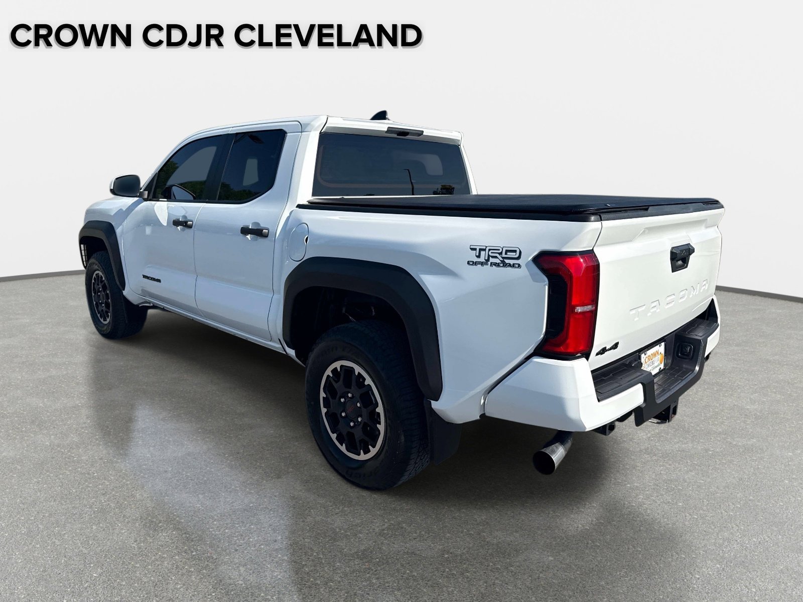 Used 2024 Toyota Tacoma TRD Off-Road AWD/4WD image 7