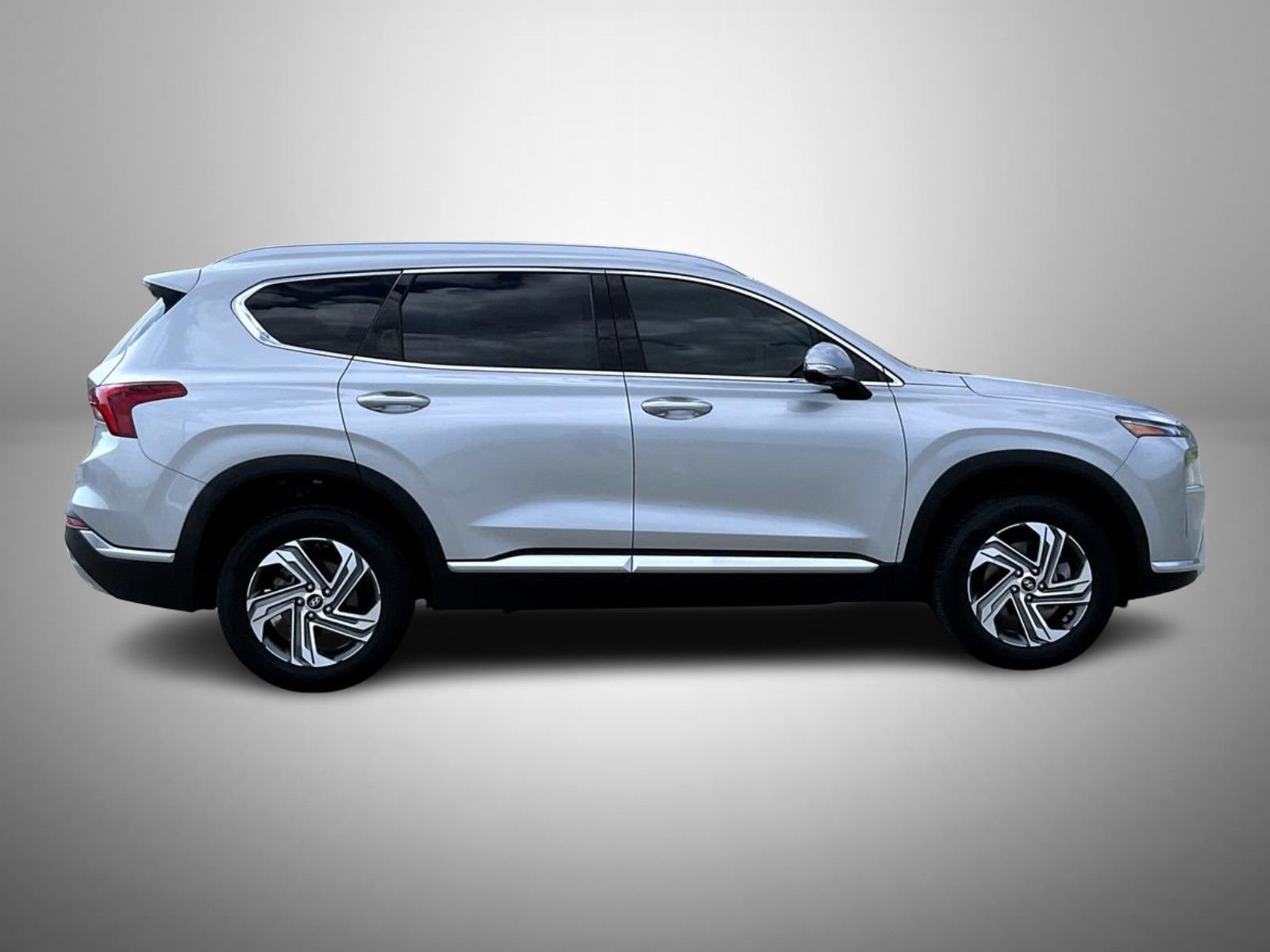 Certified 2023 Hyundai Santa Fe SEL w/ Premium Package AWD/4WD image 4