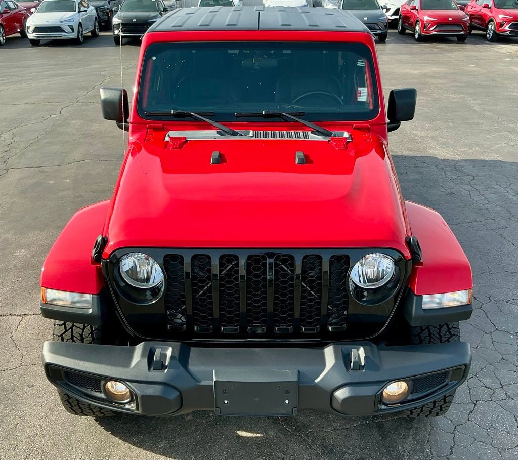 Used 2022 Jeep Gladiator Willys image 11