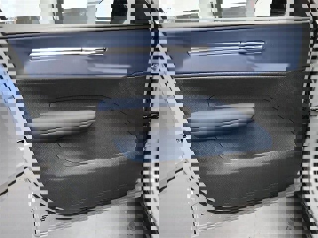 New 2025 Volvo EX30 Ultra w/ Climate Package image 17