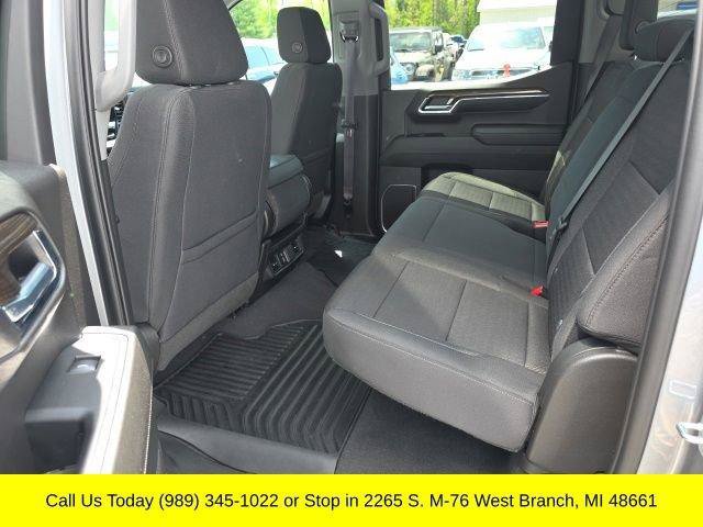 Used 2023 Chevrolet Silverado 1500 LT AWD/4WD image 33