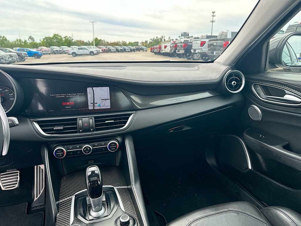 Used 2019 Alfa Romeo Giulia Ti image 20