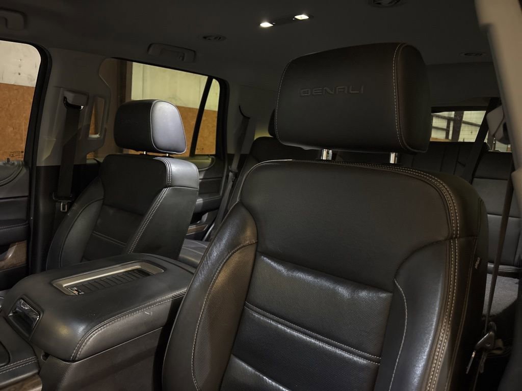 Used 2018 GMC Yukon Denali image 24