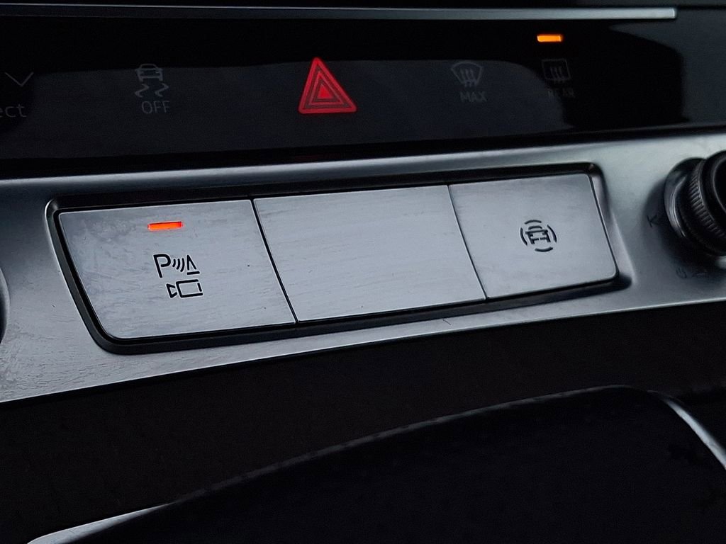 Used 2020 Audi S6 Premium Plus image 21