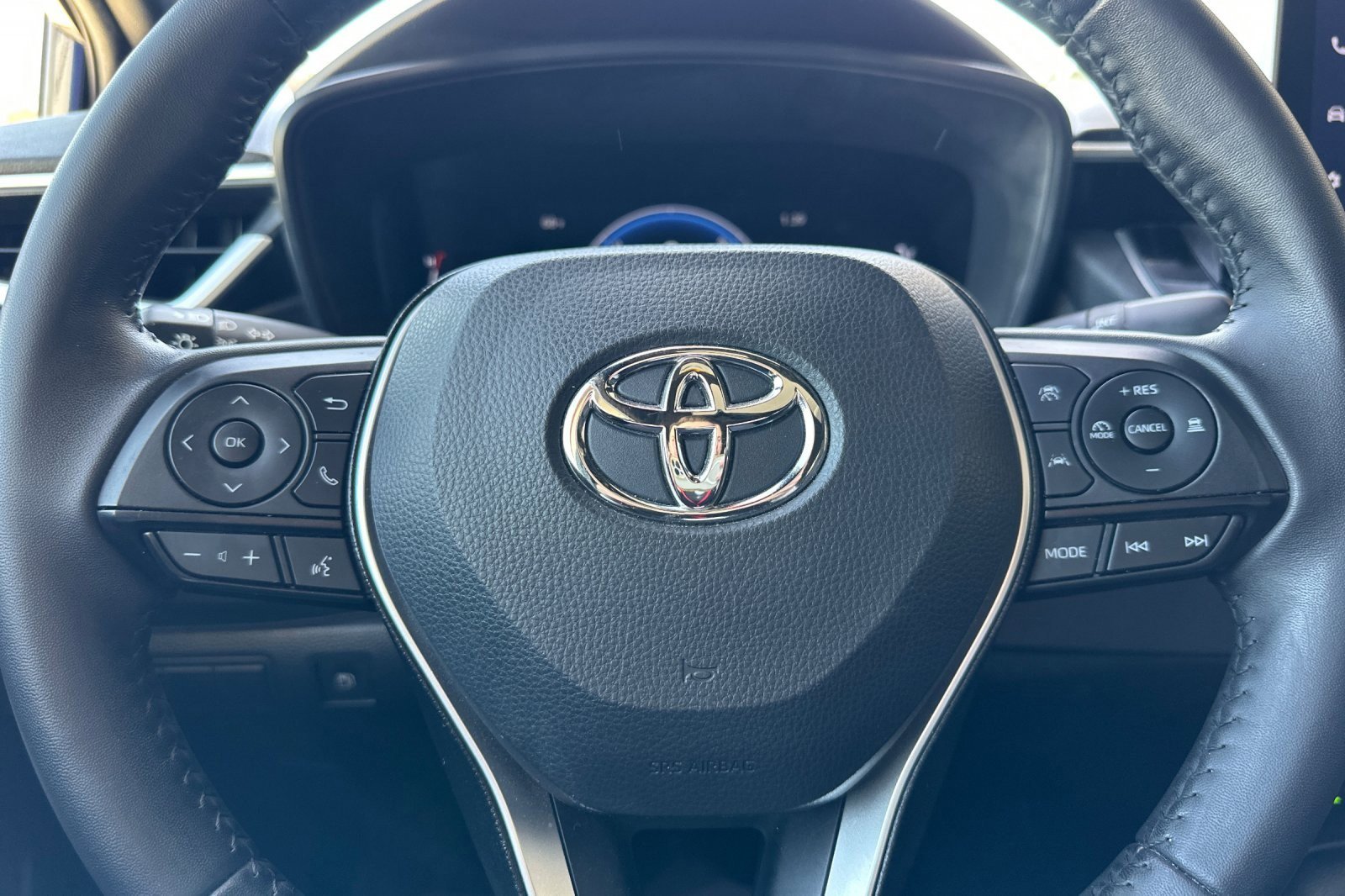 Certified 2025 Toyota Corolla SE w/ SE Premium Package image 21