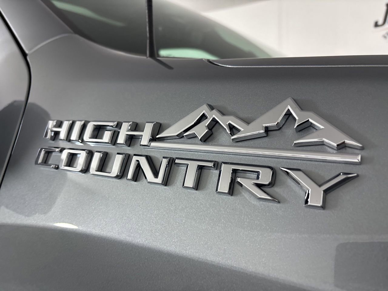 Used 2025 Chevrolet Silverado 1500 High Country w/ Technology Package image 33