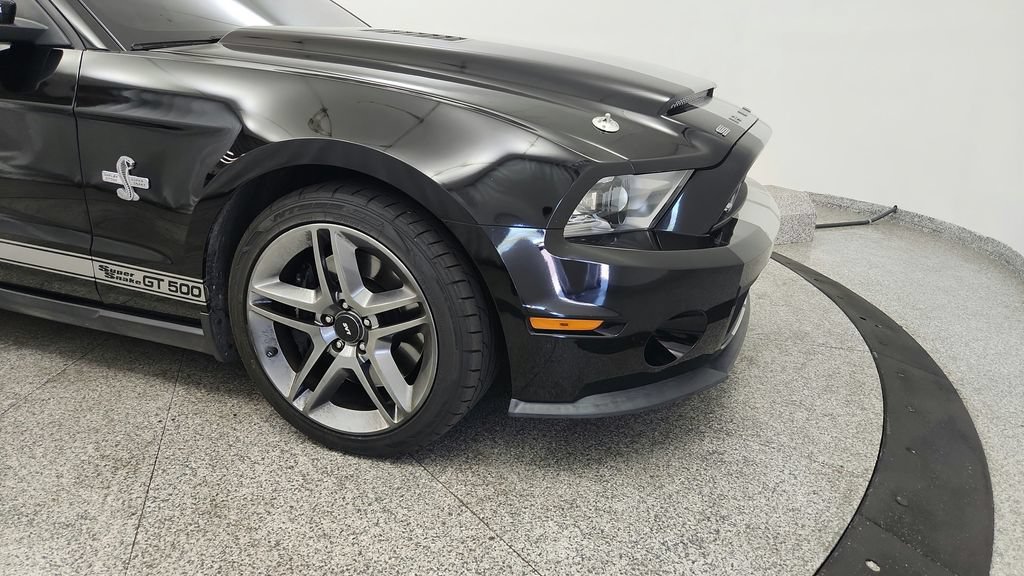 Used 2010 Ford Mustang Shelby GT500 RWD image 24