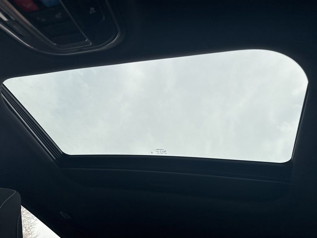 Used 2025 Jeep Grand Cherokee Laredo X image 23