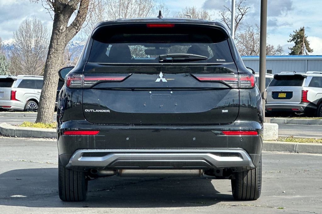 New 2026 Mitsubishi Outlander SE AWD/4WD image 5