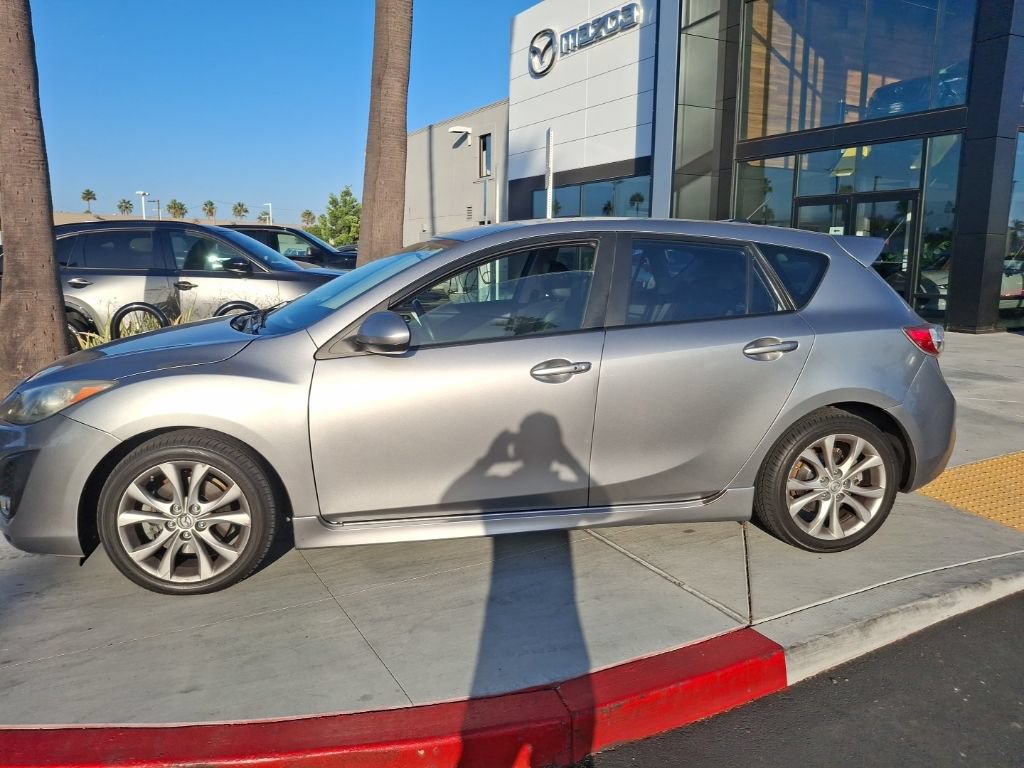 Used 2011 MAZDA MAZDA3 s Grand Touring w/ Tech Pkg FWD image 12