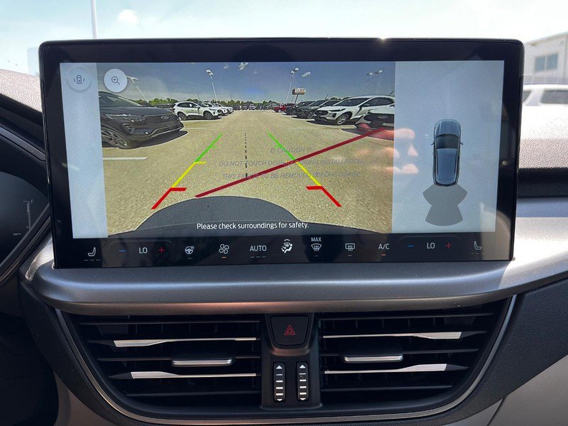 New 2025 Ford Escape SE image 16