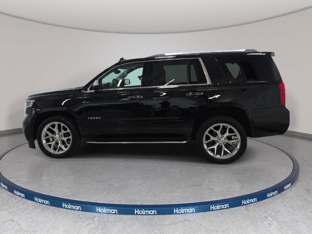 Used 2020 Chevrolet Tahoe Premier w/ Premier 6.2L Value Package AWD/4WD image 9