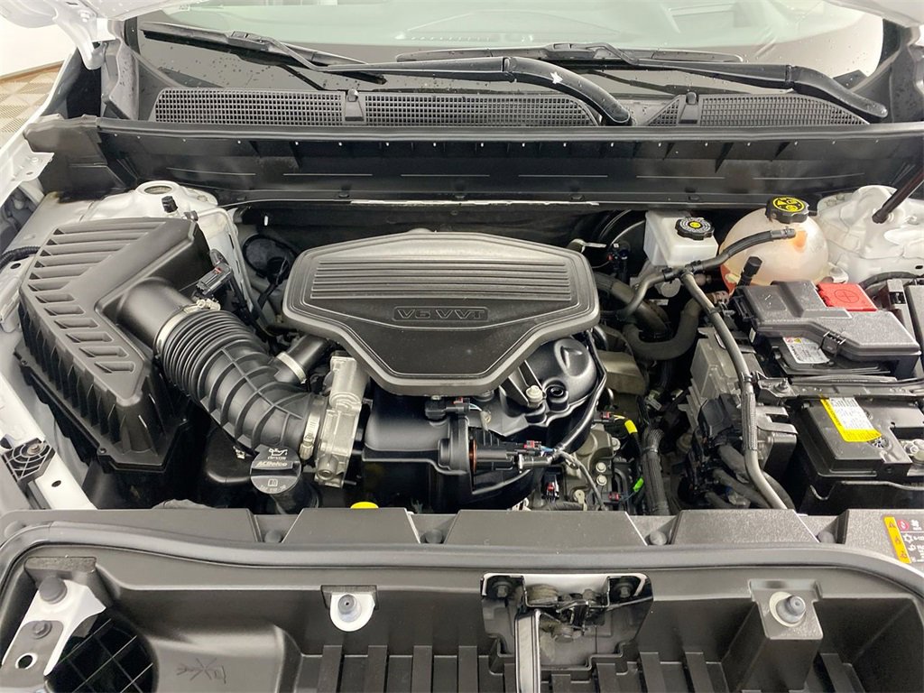 Used 2023 GMC Acadia AT4 w/ Technology Package image 25