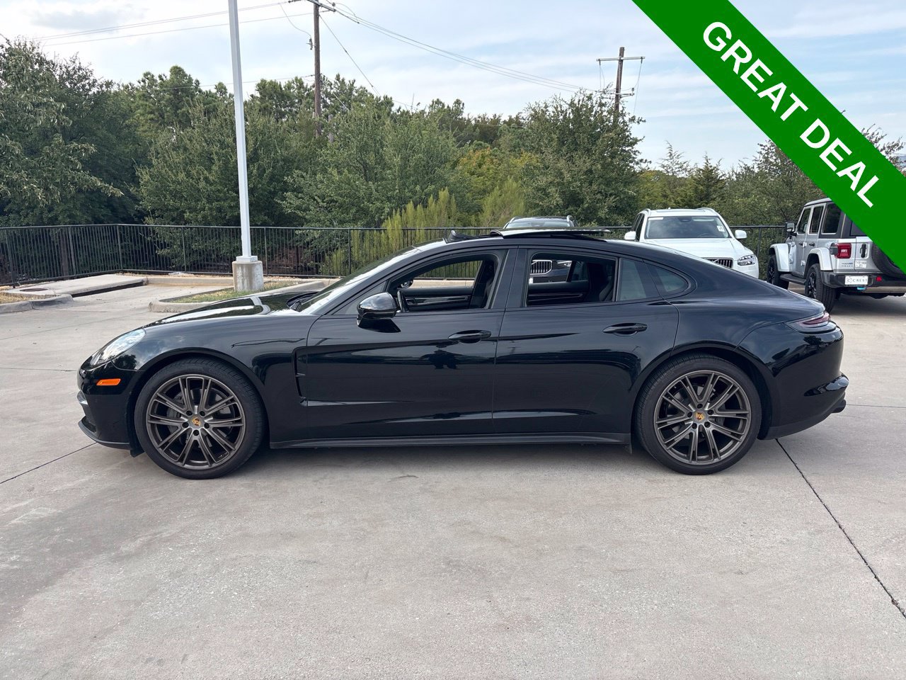 Used 2018 Porsche Panamera 4S AWD/4WD image 8