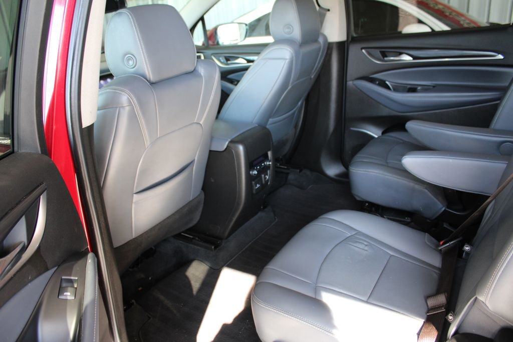 Used 2021 Buick Enclave Essence w/ Sport Touring Edition AWD/4WD image 43