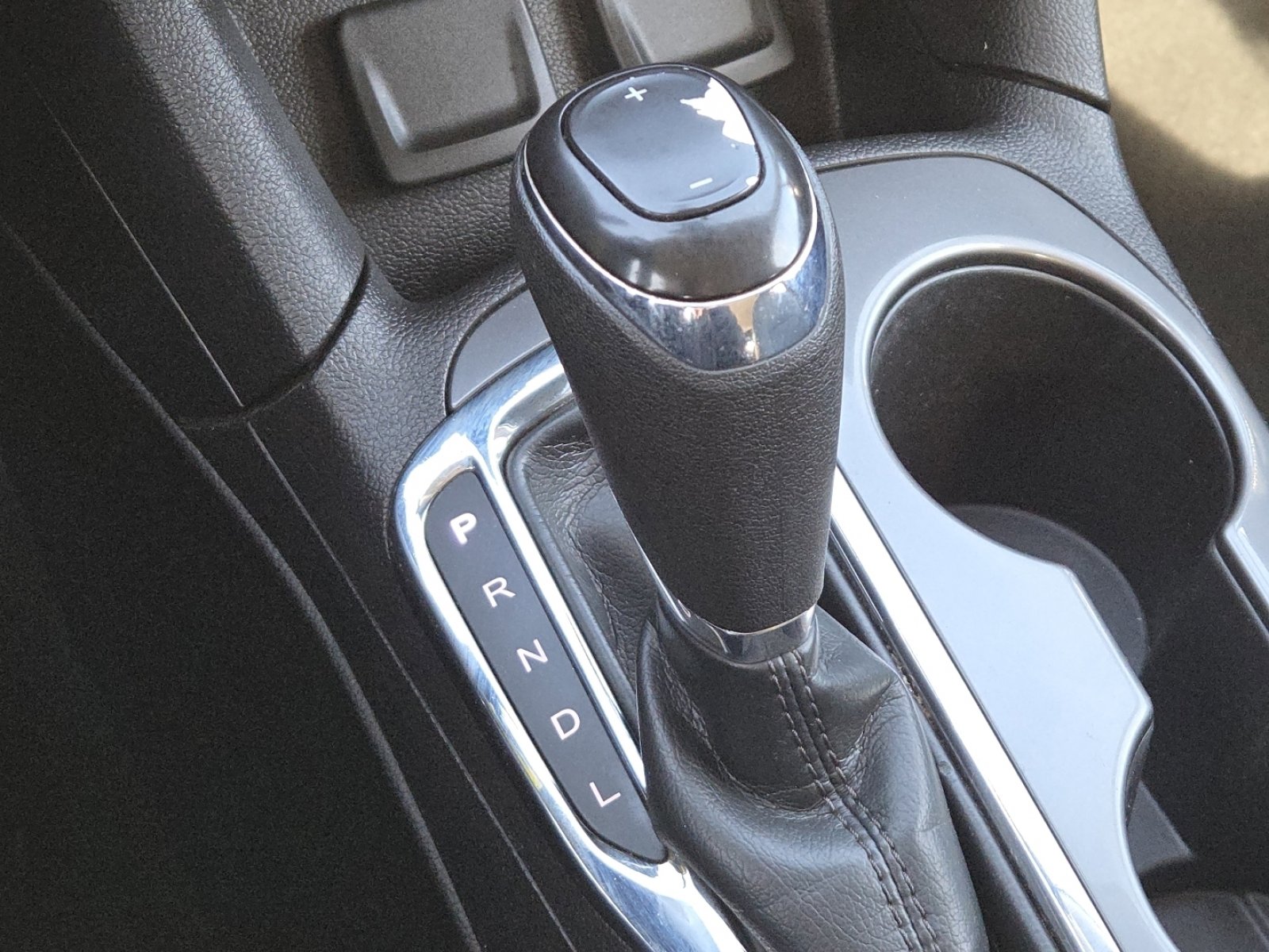 Used 2017 Chevrolet Cruze LT image 28