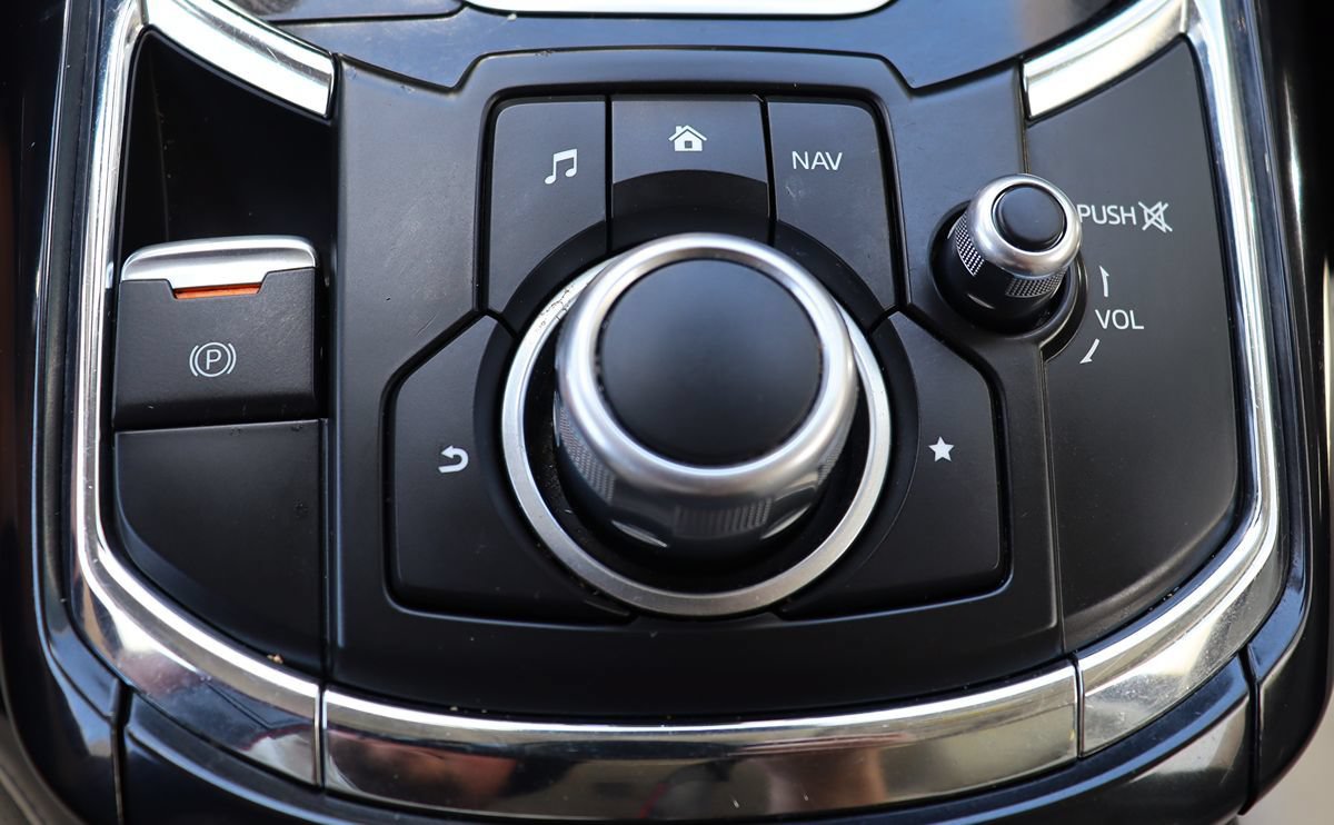 Used 2018 MAZDA CX-9 Touring w/ Touring Premium Package FWD image 54