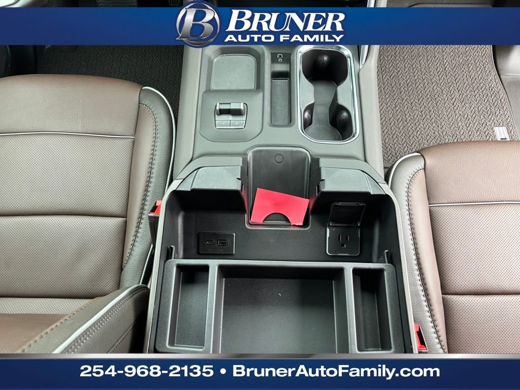 New 2026 GMC Sierra 3500 Denali w/ Denali Reserve Package image 25