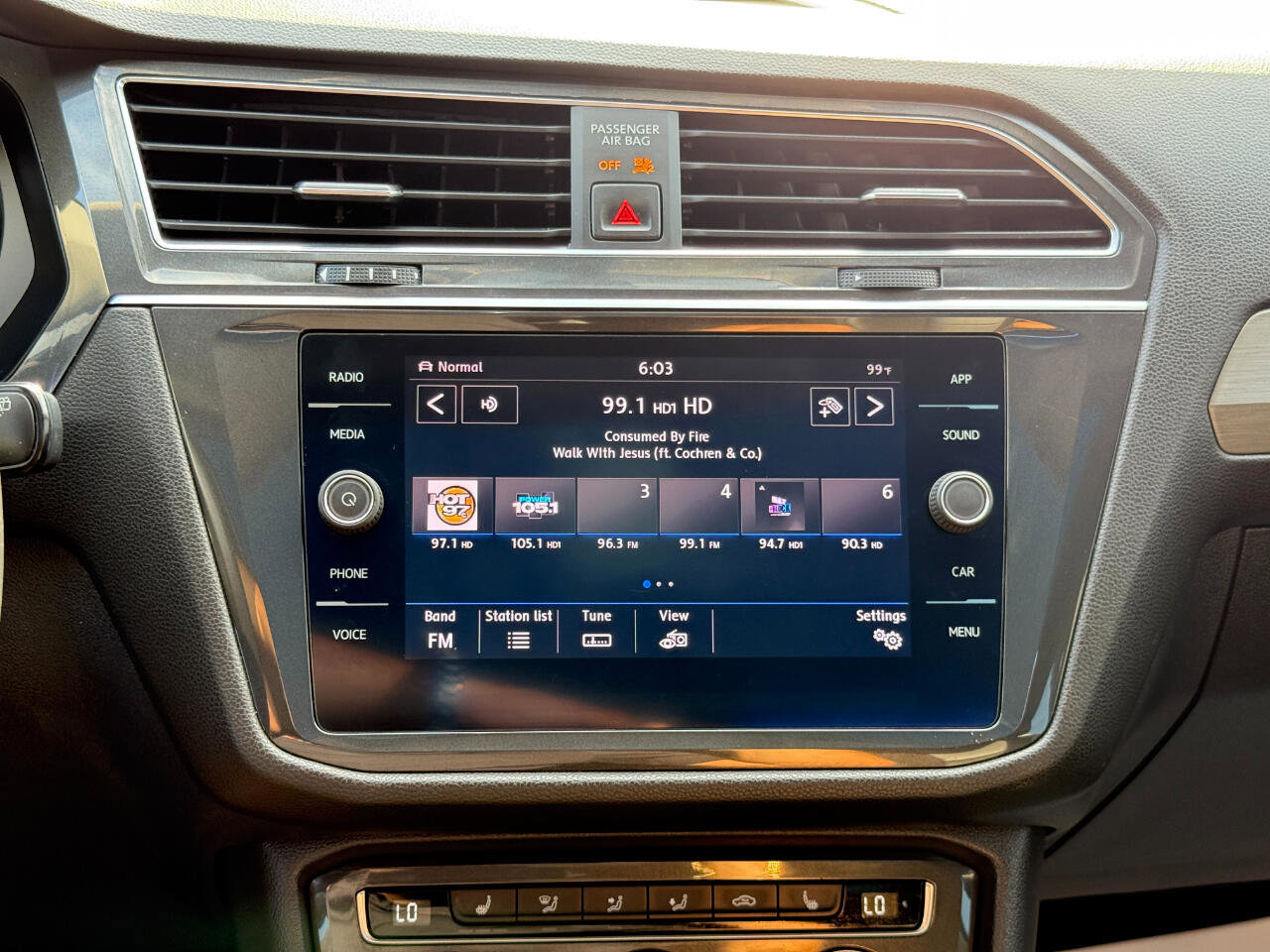 Used 2019 Volkswagen Tiguan SE w/ Panoramic Sunroof Package image 20