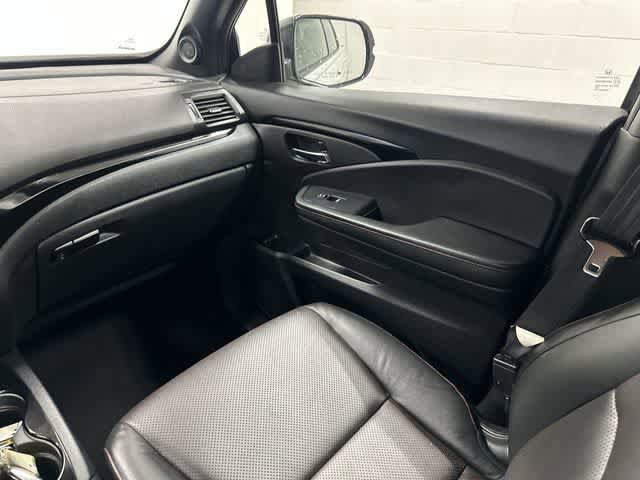 Used 2023 Honda Ridgeline Black Edition image 13