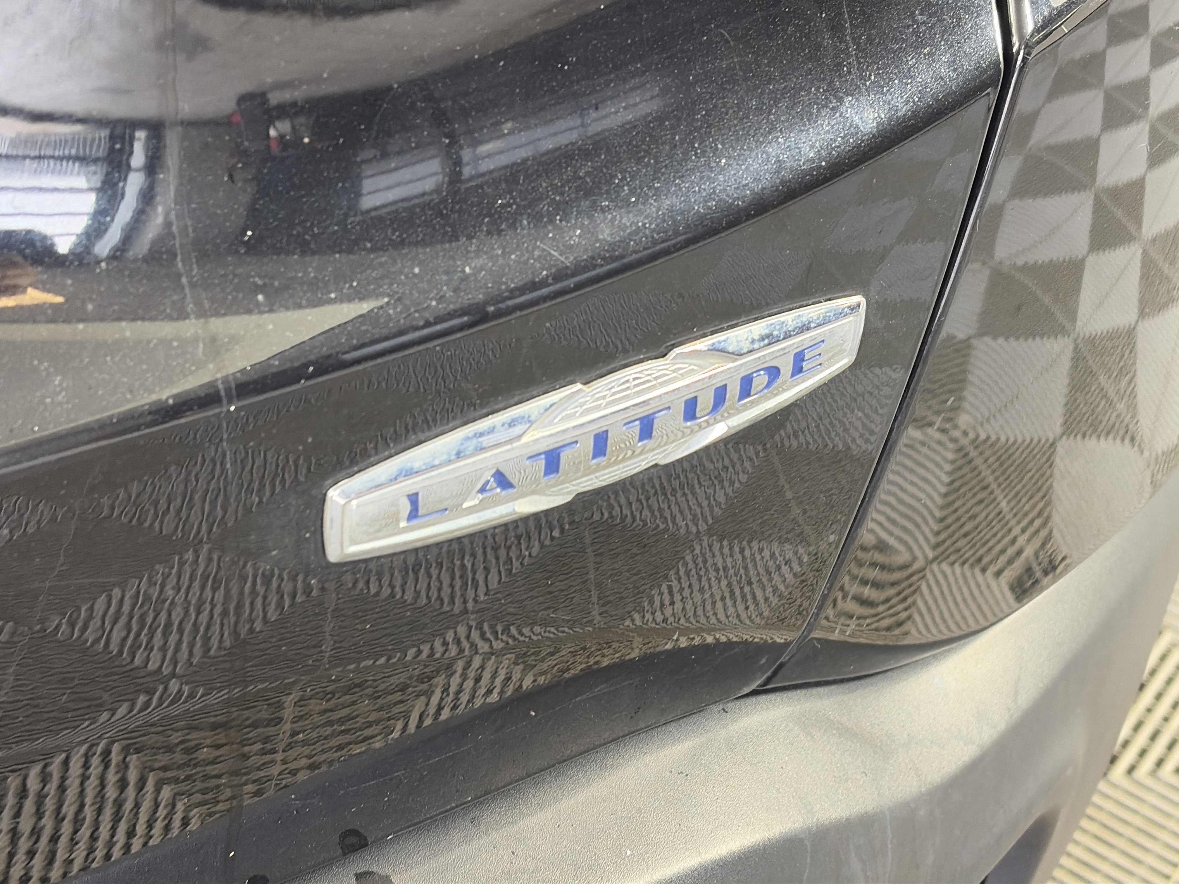 Used 2018 Jeep Renegade Latitude w/ Cold Weather Group image 16