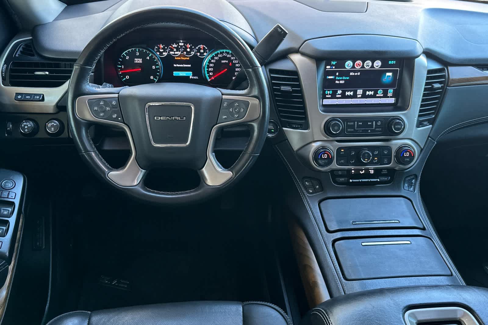 Used 2020 GMC Yukon Denali w/ Denali Premium Package AWD/4WD image 15