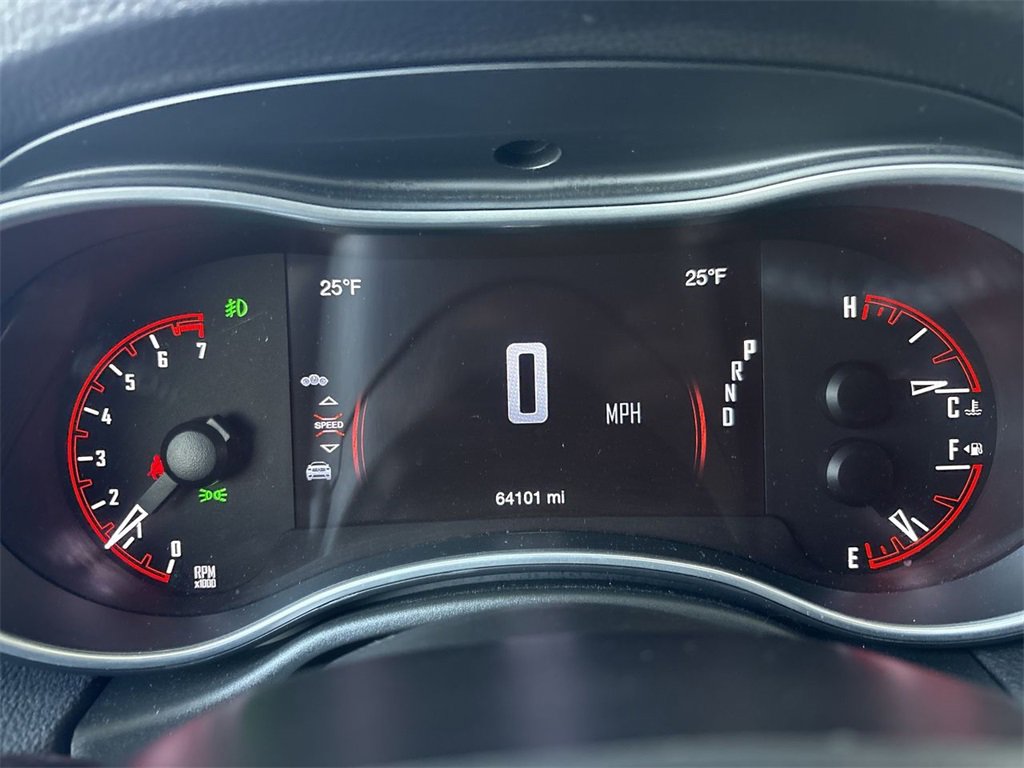 Used 2020 Dodge Durango SXT image 11