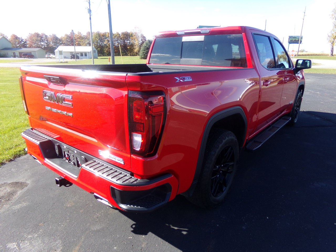 Used 2023 GMC Sierra 1500 Elevation w/ Preferred Package image 5