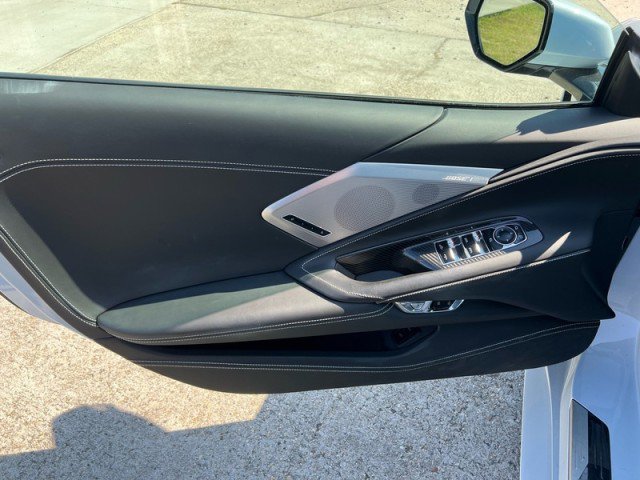 Used 2021 Chevrolet Corvette Stingray Premium Conv w/ Z51 Performance Package image 24