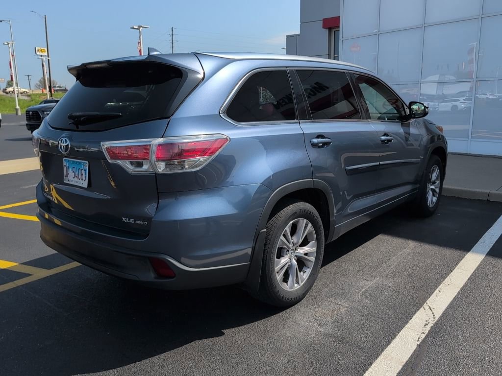 Used 2015 Toyota Highlander XLE image 7