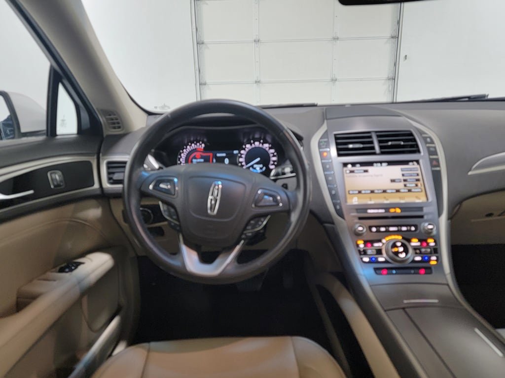 Used 2017 Lincoln MKZ Premiere FWD image 12